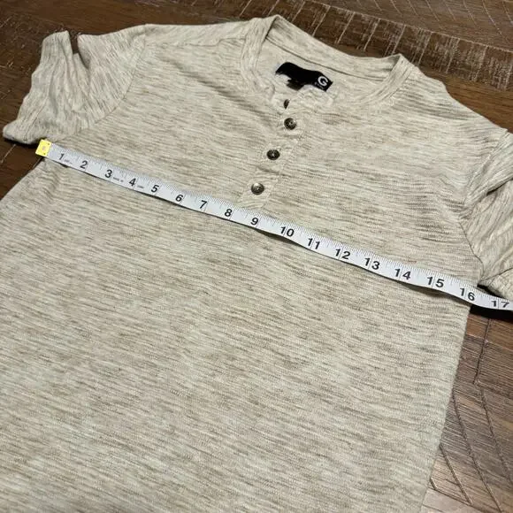 G by Guess Oatmeal Henley Tee Size XS Casual Basic Layering Comfy School - Picture 7 of 8